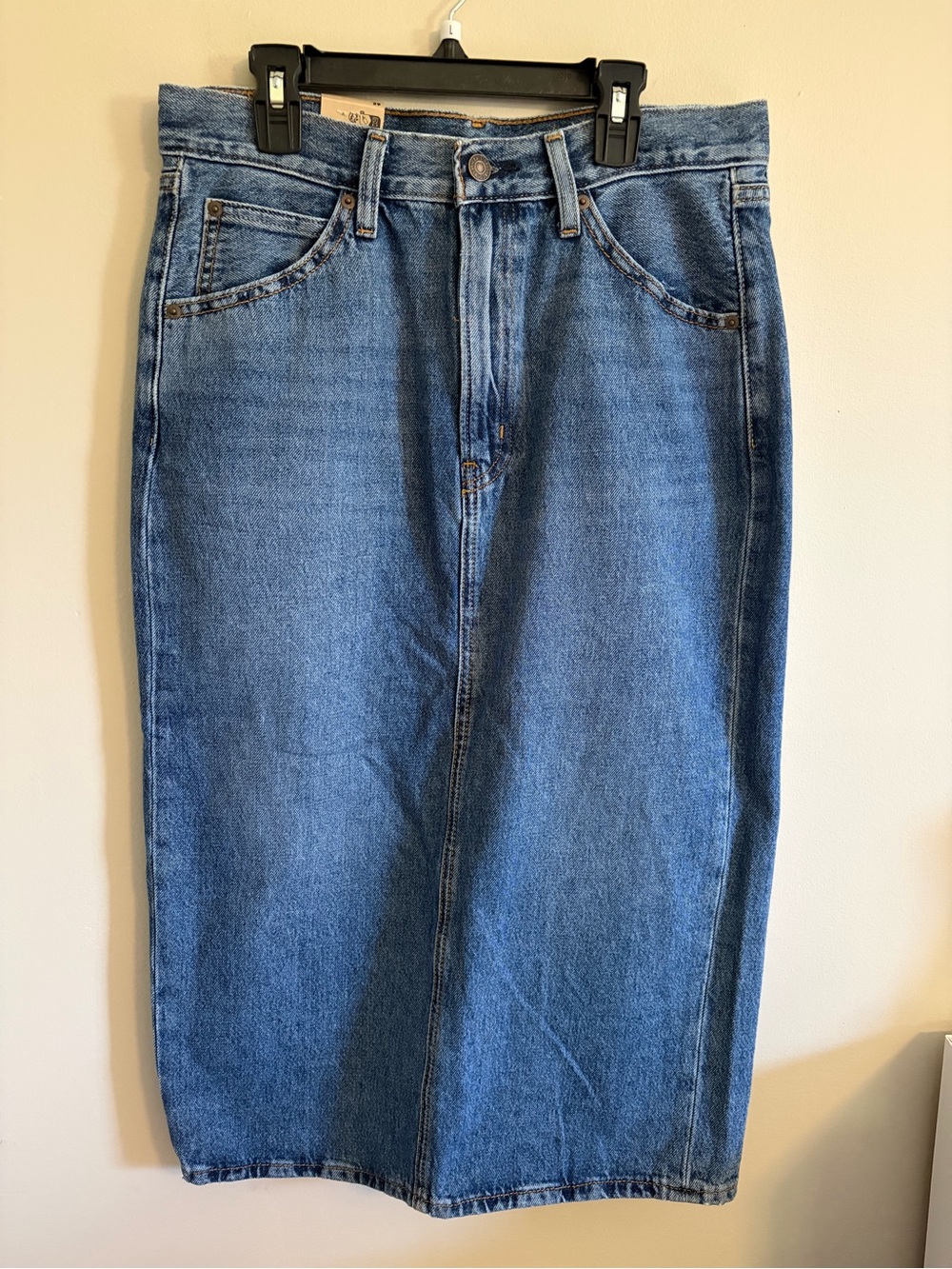 Levi’s Classic High-Waist Slit Denim Midi Skirt - Medium Blue